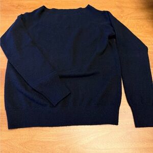 Bloomingdale's Black Cashmere Scoop Neck Sweater